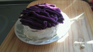 ビビットな紫芋ケーキ